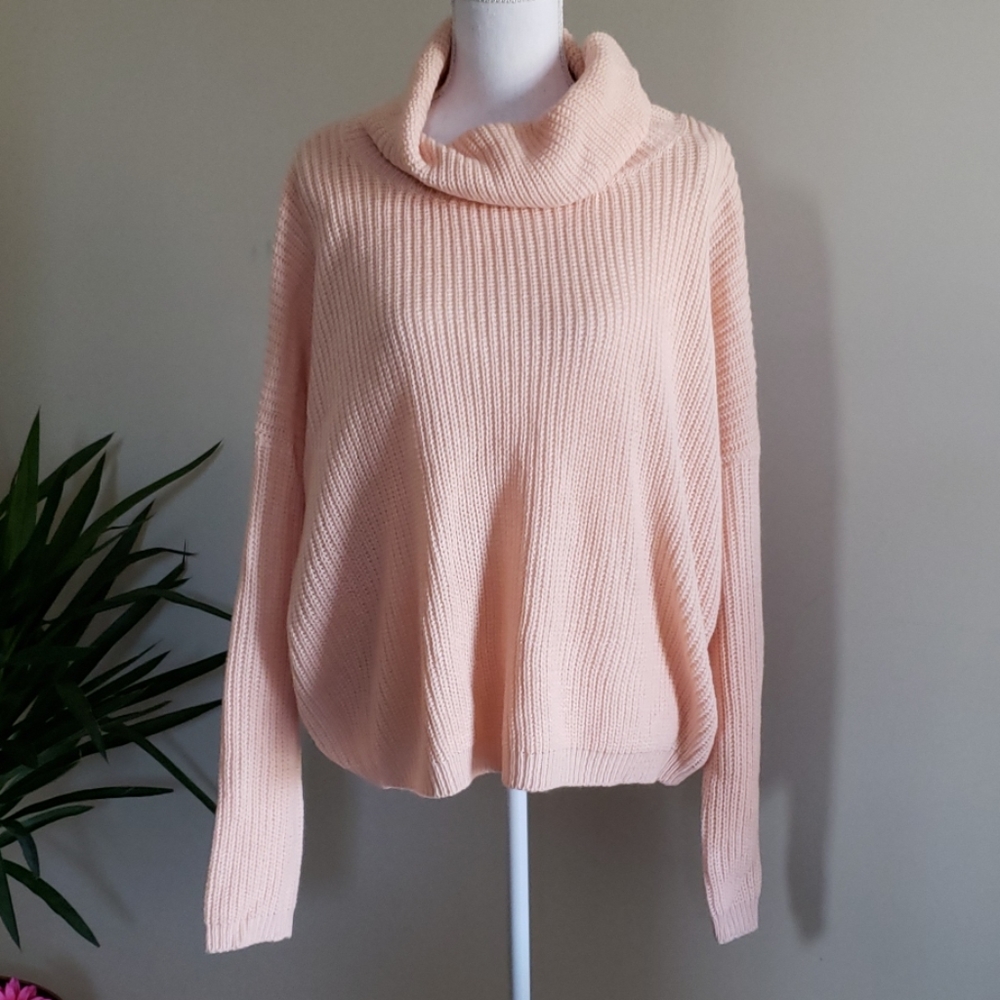 Papaya sweater